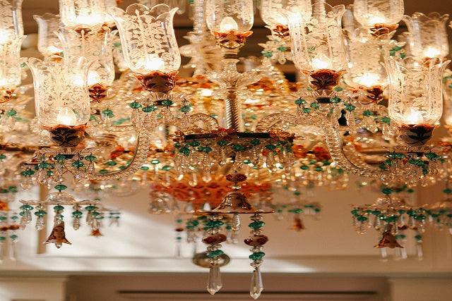 Speed Up The Cleaning Of Your Crystal Chandelier With Vooki's Hard Stain Cleaner