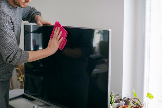 Get A Spotless LED TV Screen In Seconds: Our Top Cleaning Solution Revealed